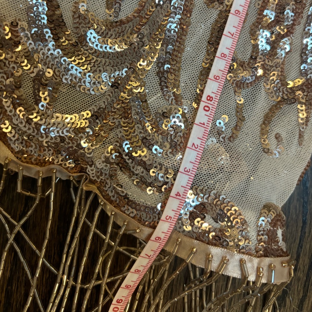 Dress - Picture 8 of 9